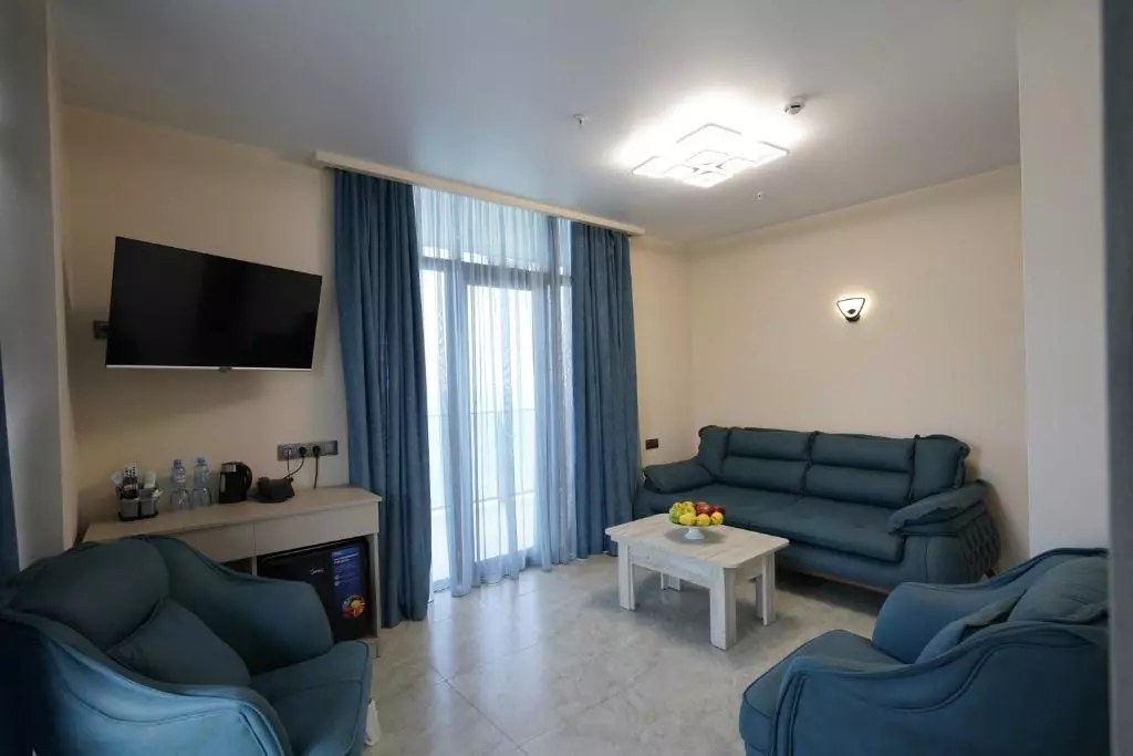 هتل رومی باتومی